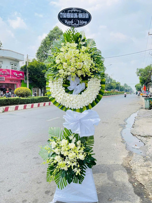 Vòng hoa viếng 250054