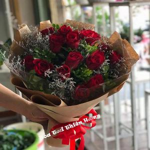 Bó hoa tươi chúc mừng HCM1961