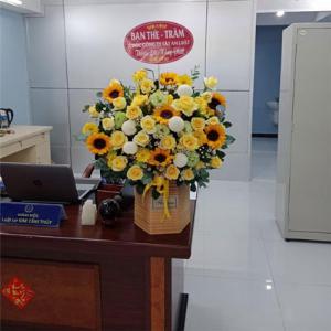 Giỏ hoa tươi chúc mừng TH020