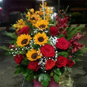 Giỏ hoa tươi chúc mừng Th027