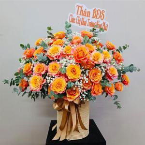 Giỏ hoa tươi chúc mừng TH036