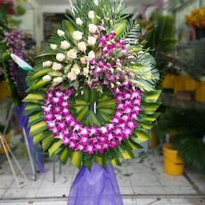 Vòng hoa chia buồn HCB202030