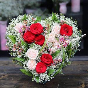 Bó hoa tươi chúc mừng HCM1924