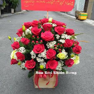 Bó hoa tươi chúc mừng HCM1942