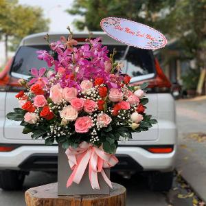 Giỏ hoa chúc mừng HCM202020