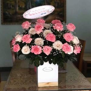 Giỏ hoa tươi chúc mừng HCM202042