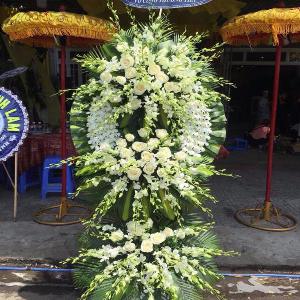 Vòng hoa chia buồn HCB201939