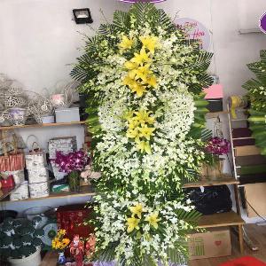 Vòng hoa chia buồn HCB201954